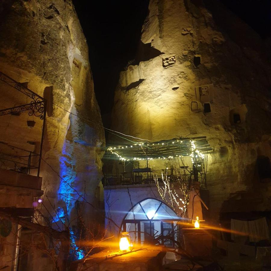 格雷梅Emily Cave House住宿加早餐旅馆 外观 照片