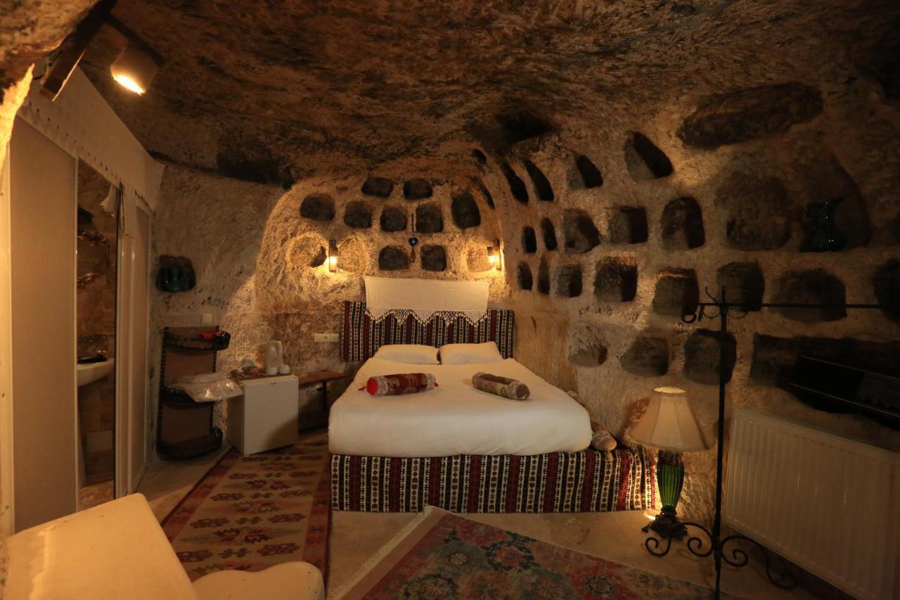 格雷梅Emily Cave House住宿加早餐旅馆 外观 照片
