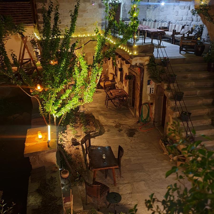 格雷梅Emily Cave House住宿加早餐旅馆 外观 照片